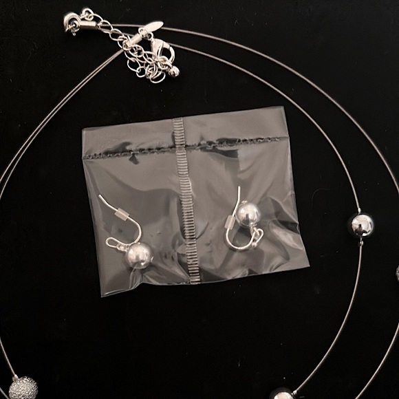 👗Beaded Cable Necklace & Earrings Matching Set👗 2 Piece Set - Picture 4 of 4